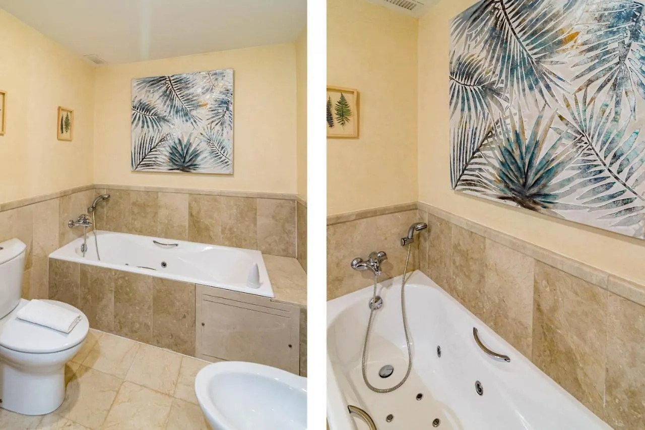 Ade10- Front Line Beach San Pedro By Roomservices Marbella Apartment