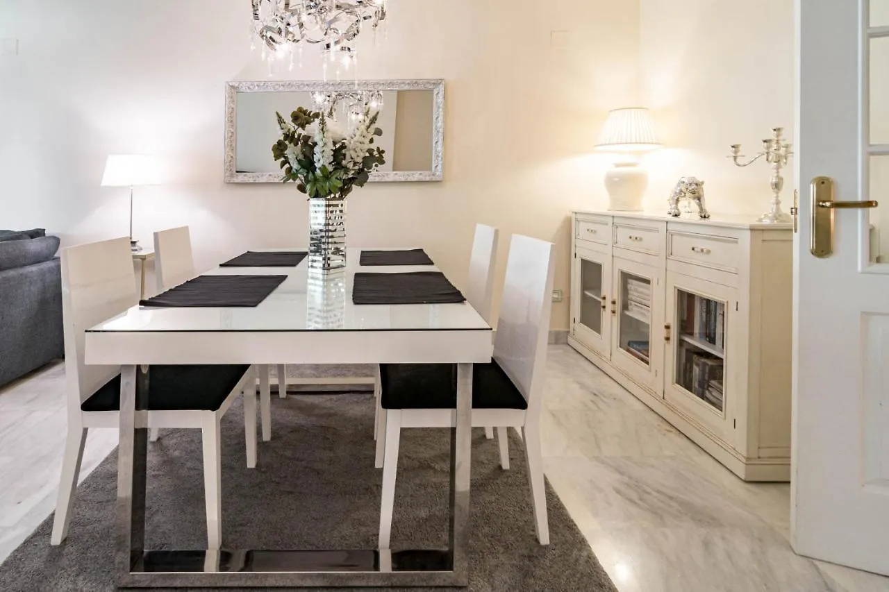 Ade10- Front Line Beach San Pedro By Roomservices Marbella Apartment