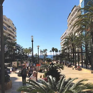 Beach Front Apartment-1st Line Marbella